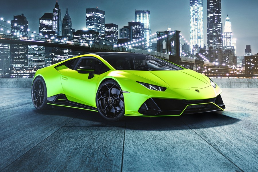 Automobili präsentiert den Huracán EVO Fluo Capsule 🚘